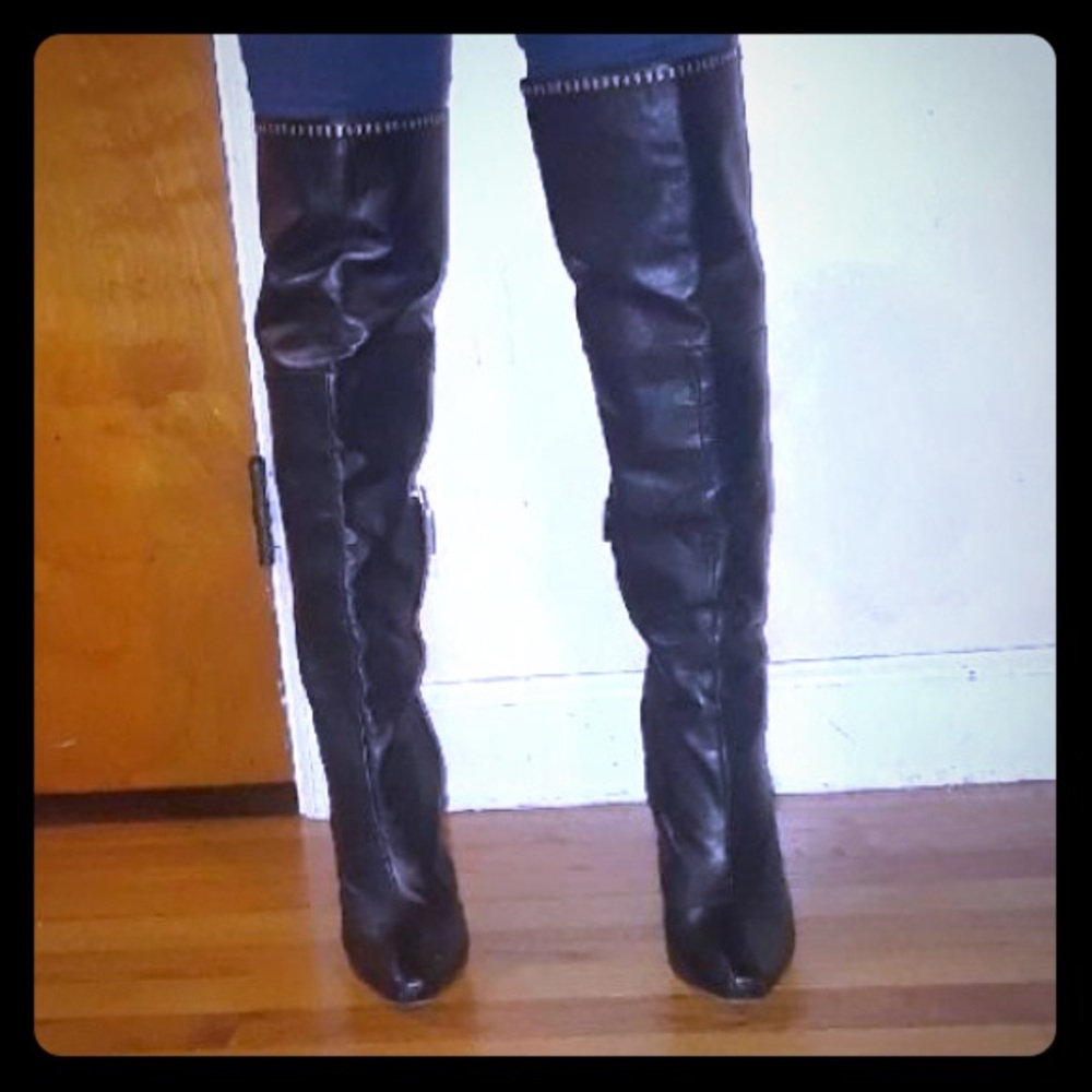 L.A.M.B. knee-high boots 100% leather 100%.